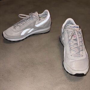 Reebok Women's Aztec Light Gray Sneakers